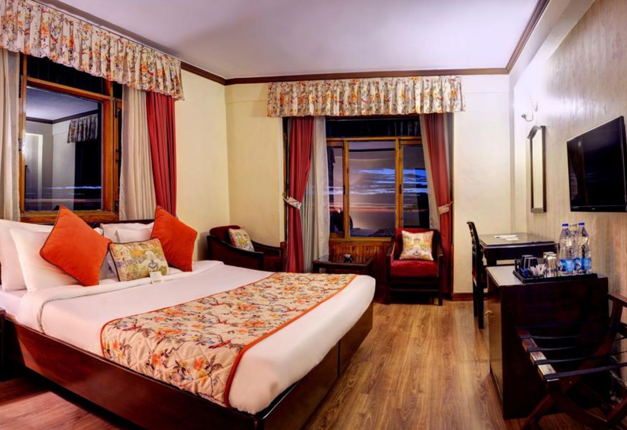 Summit Le Royale Hotel, Shimla Eksteriør billede